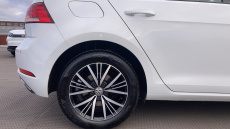 Volkswagen Golf 1.4 TSI SE [Nav] 5dr Petrol Hatchback